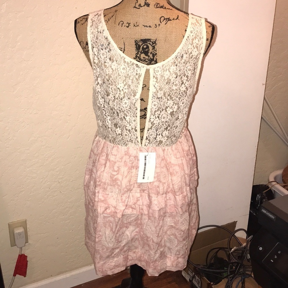 En Creme cream and pink cotton boutique dress. D101 - Picture 3 of 8